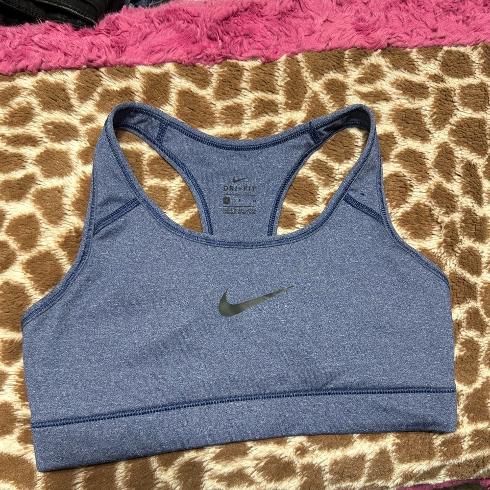 NIKE Bra